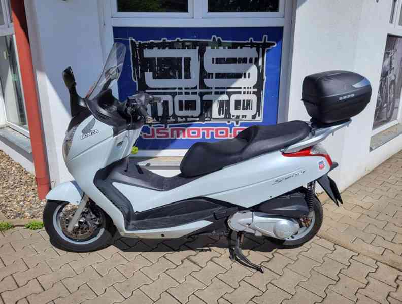 Honda S-Wing 125 ABS - foto 2