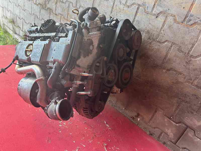 Motor 2,2DTI 16V 92KW Y22DTR Opel Vectra komplet - foto 2