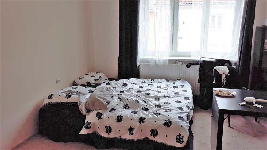 2 STUDENTKY, 2.lůž. pok. v 2 a půl + 1, okolí SU Bezruč. n. - foto 2