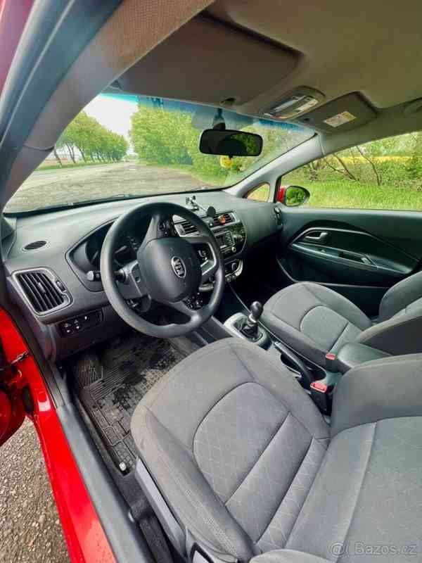 Kia Rio 1,1   2015 - foto 7