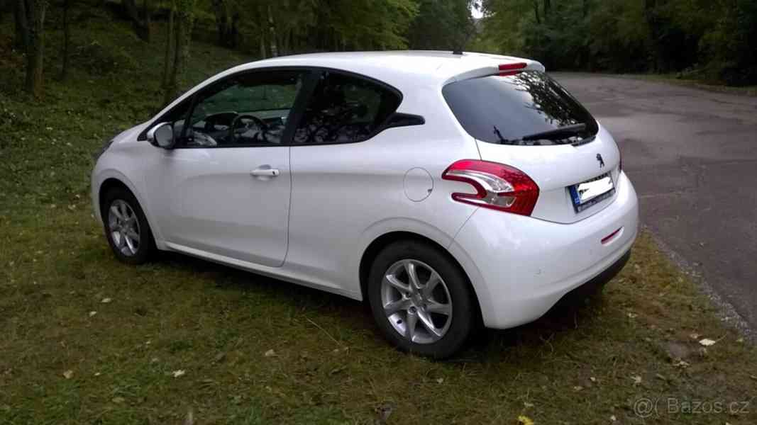 Peugeot 208	 - foto 2