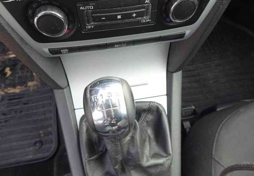 Škoda Octavia 1.6 TDI Combi r.v.2010 (77 kw) stk:12/2027 - foto 13