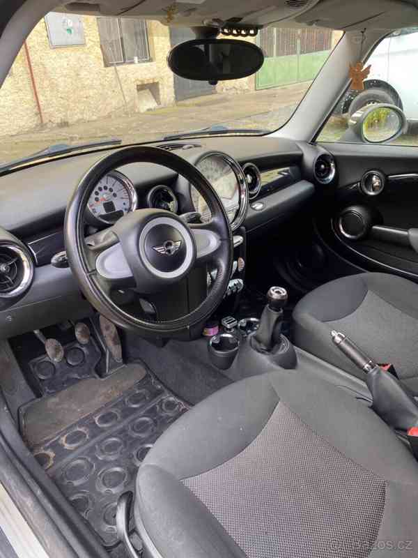 Minicooper ONE 1.6  - foto 7