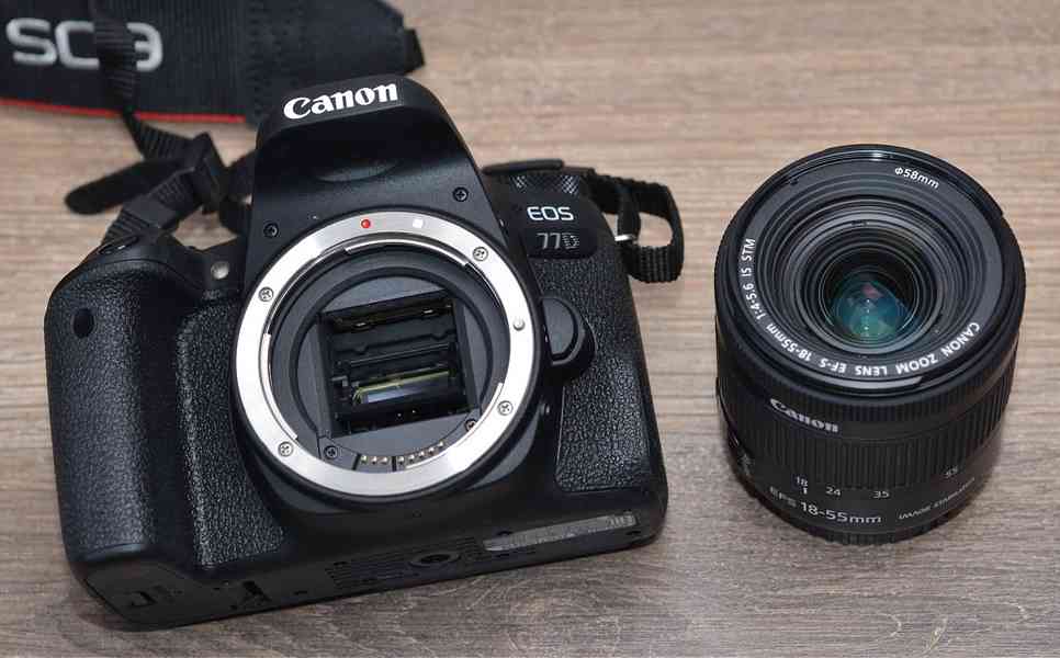Canon EOS 77D + EF-S 18-55mm  15 500 Exp. - foto 4