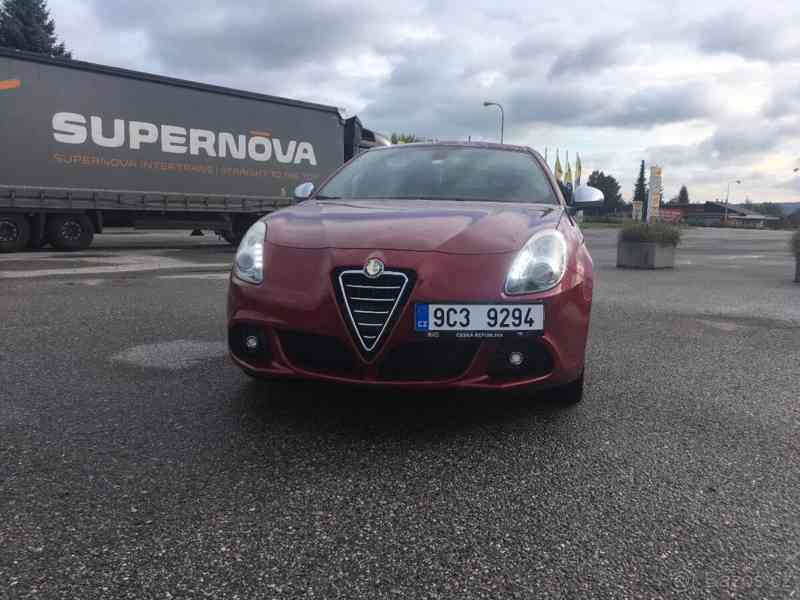 Alfa Romeo Giulietta 170 koni …128000 km..Automat  - foto 1