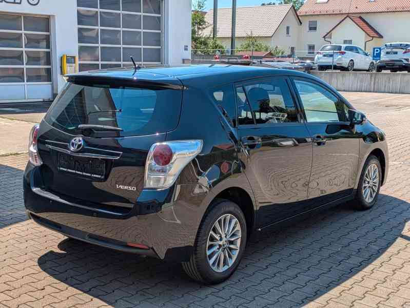 Toyota Verso 1.8i Edition-S benzín 108kw - foto 4