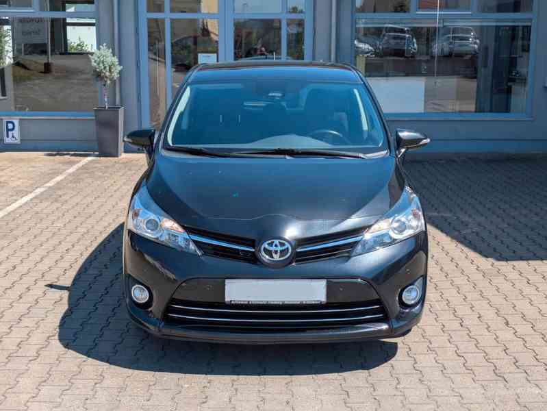 Toyota Verso 1.8i Edition-S benzín 108kw - foto 9