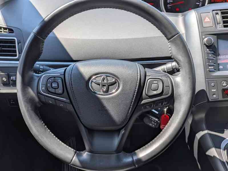 Toyota Verso 1.8i Edition-S benzín 108kw - foto 12