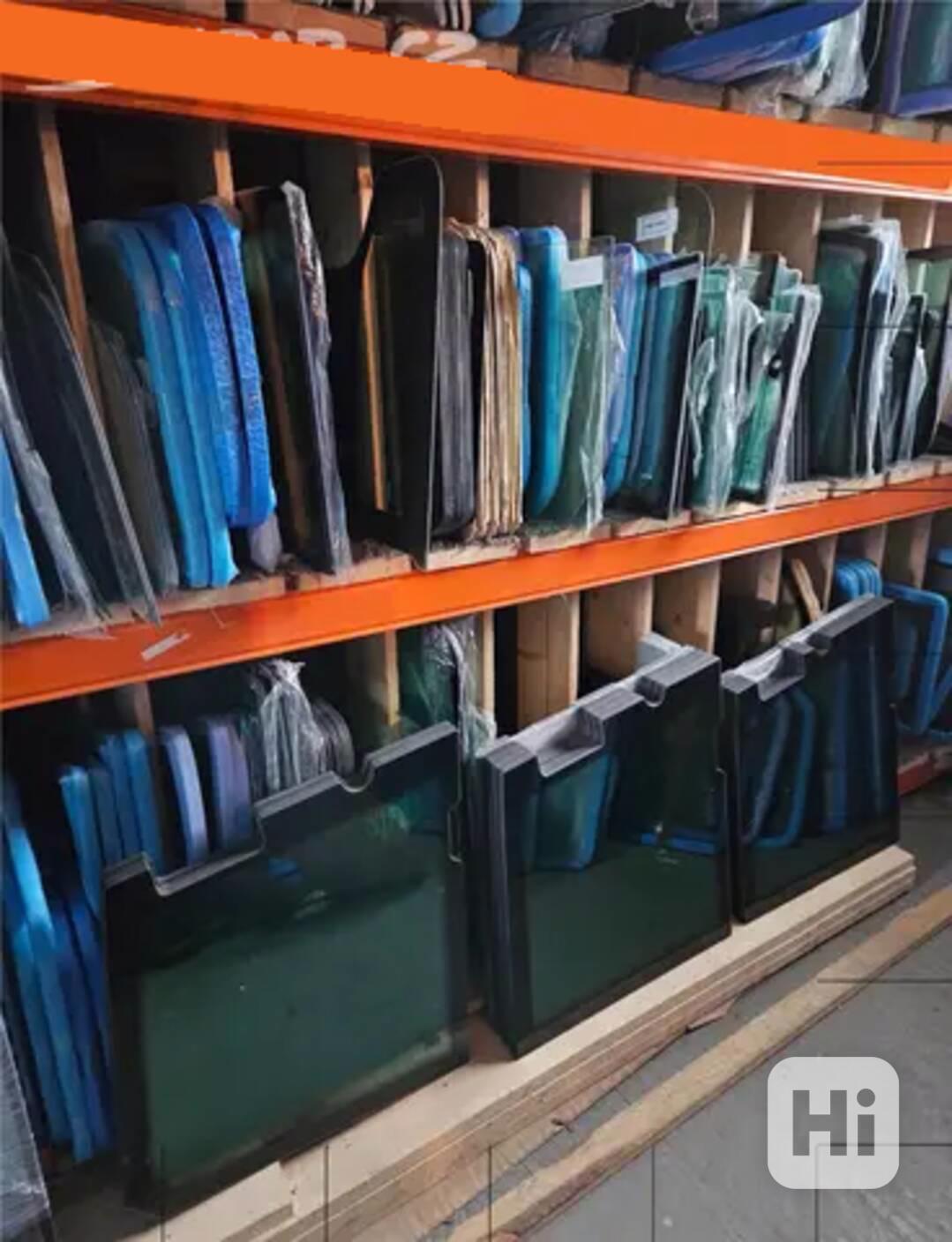 Takeuchi minibagre sklo najlepšie ceny skladom - foto 1