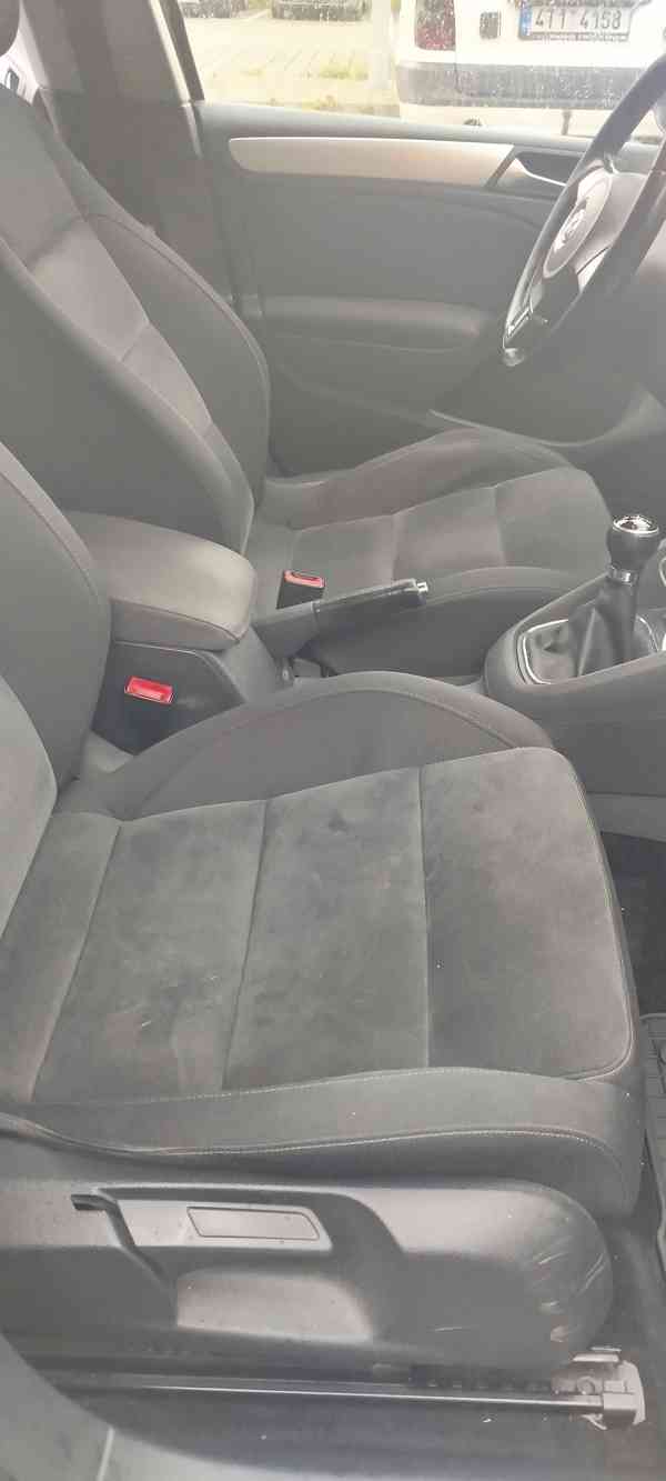 VW GOLF 6 1.4 TSI 90 kW - foto 14