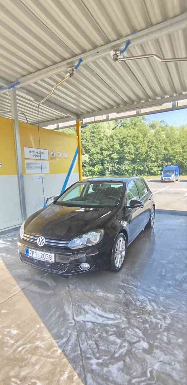 VW GOLF 6 1.4 TSI 90 kW - SLEVA!!! - foto 1