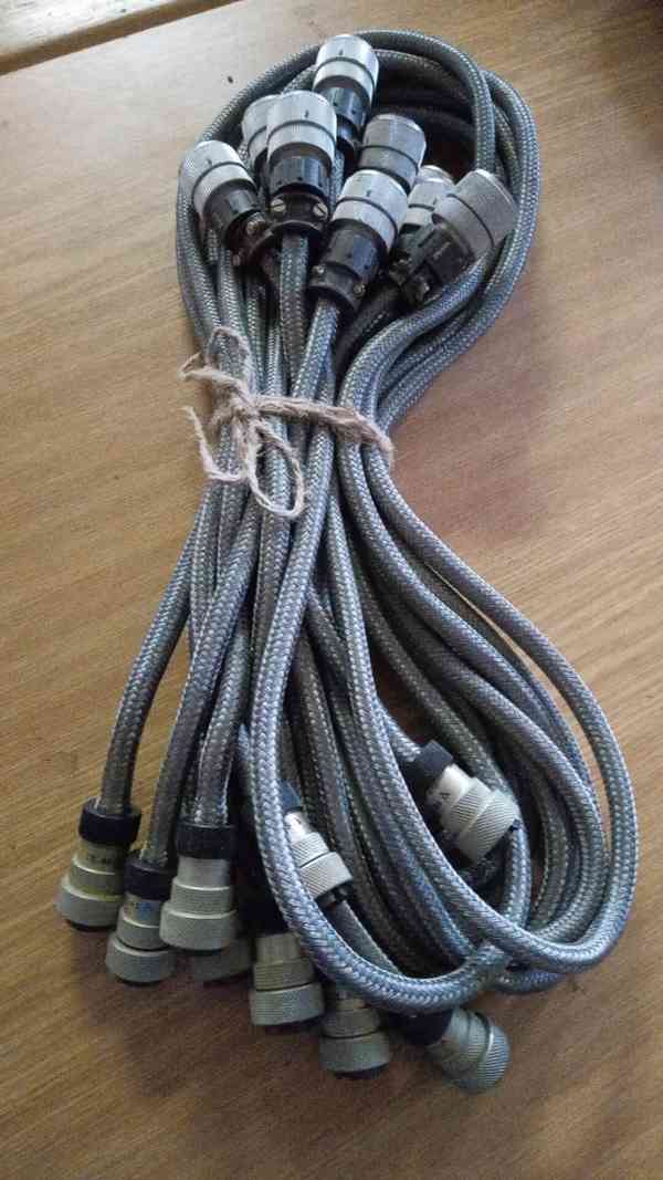 kabely 130 cm - svazek 9 kusů - foto 1