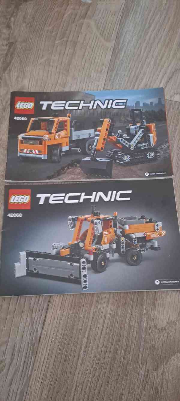 Lego technic 42060 (dopravní služby) - foto 2