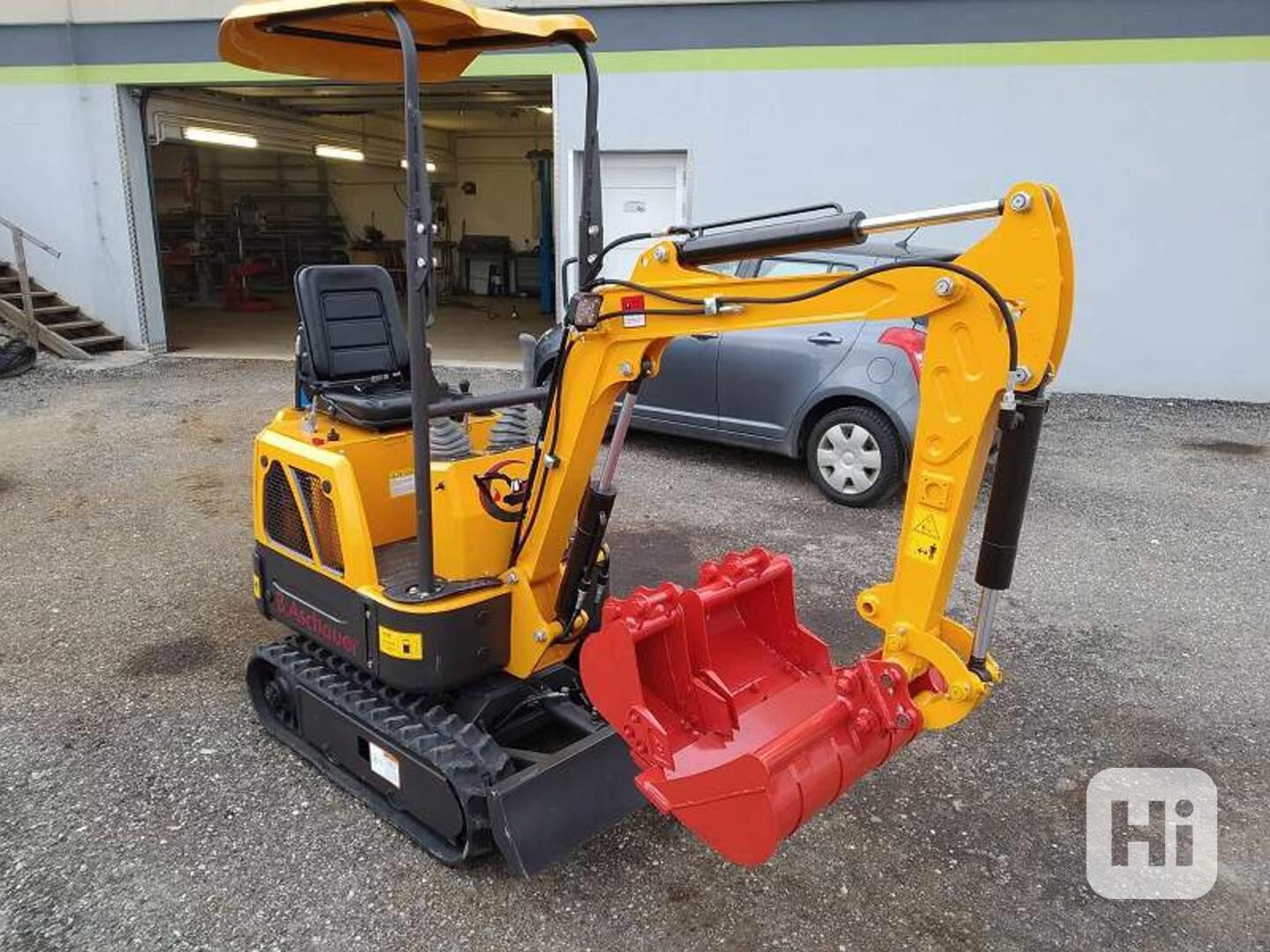 Aukce: Minibagr Heracles / Rhinoceros HR / XN08 - foto 1