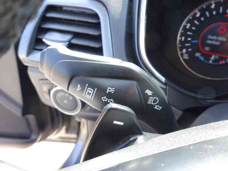 Ford Mondeo 2.0 TDCI Combi r.v.2015 (132 kw) AUTOMAT - foto 12