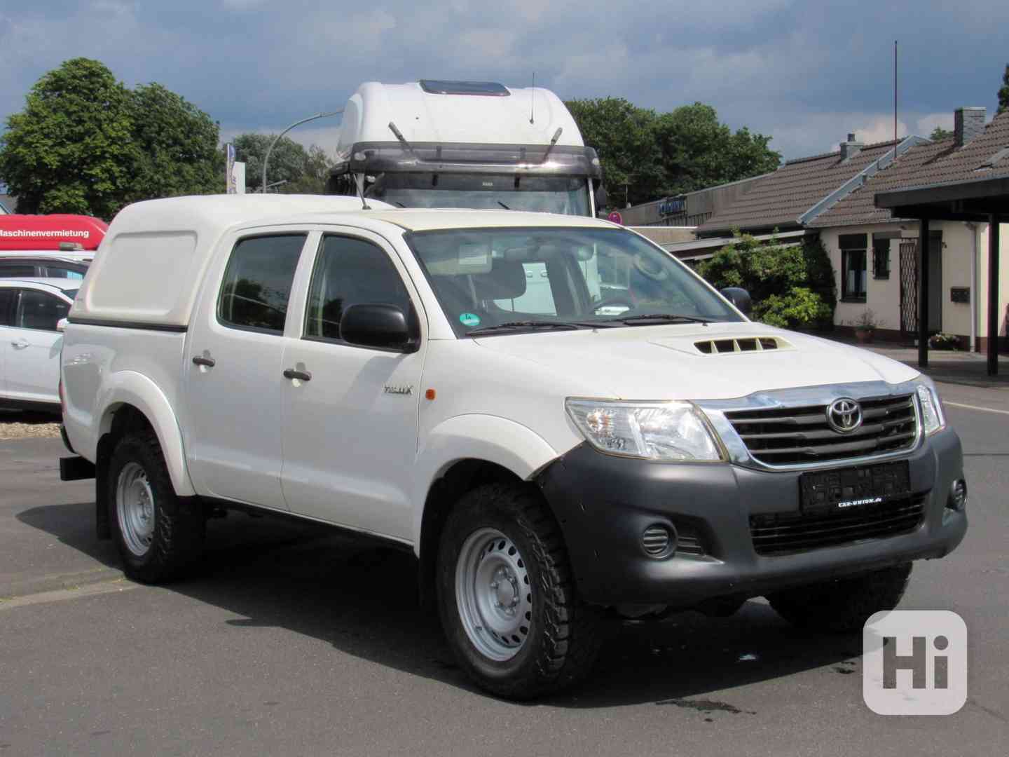 Toyota Hilux 2,5D4D 106kw - foto 1