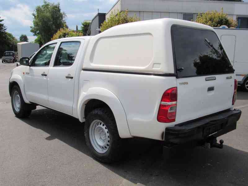 Toyota Hilux 2,5D4D 106kw - foto 18