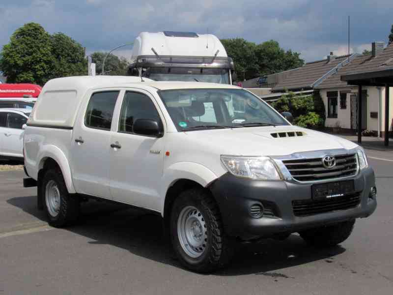 Toyota Hilux 2,5D4D 106kw - foto 1