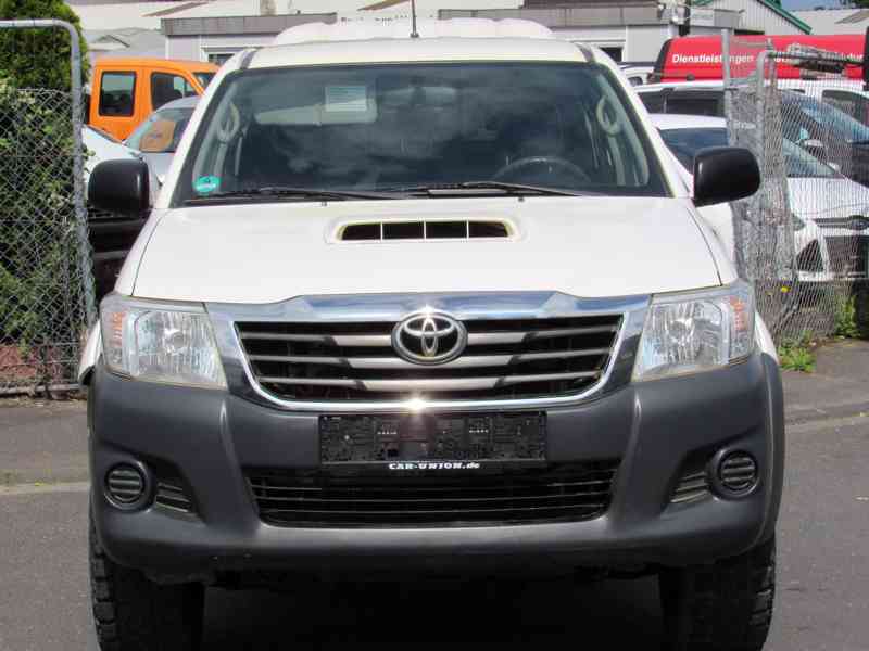 Toyota Hilux 2,5D4D 106kw - foto 6