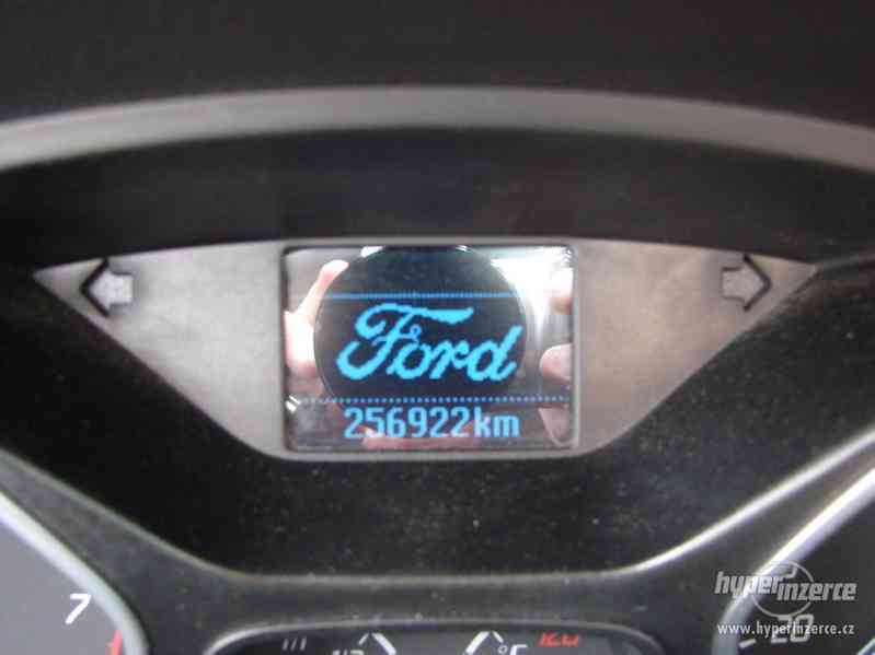 Ford Focus 1.6Ti r.v.2013 automat 2.Maj.serv.kníž.ČR (DPH) - foto 7