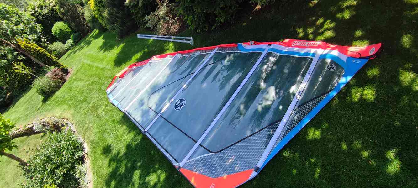 WS plachta 8.1m + karbonový stěžeň 490cm