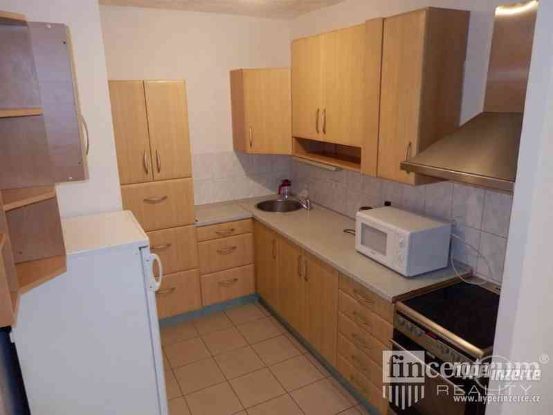 Pronájem bytu 3+kk 65 m2 Travná, Praha Kyje - foto 1