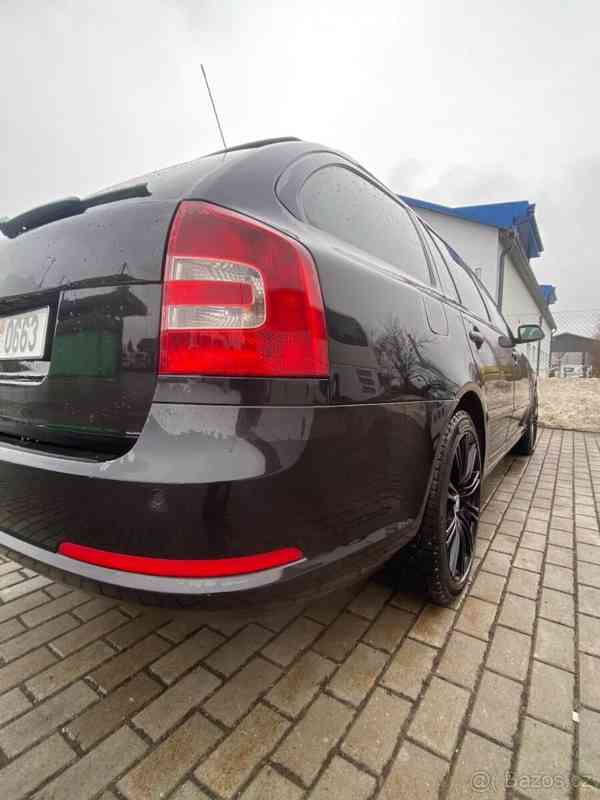 Škoda Octavia 2,0   II RS tfsi - foto 2