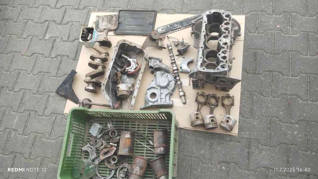 Doklady na Škoda 110R + skelet a rozebraný motor ŠKODA ERKO - foto 12