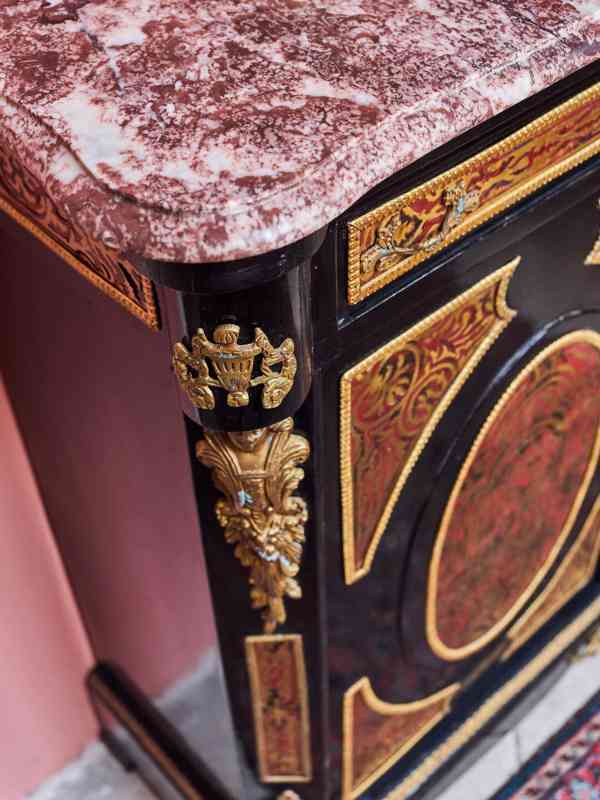 Komoda Boulle s mramorovou deskou - foto 5