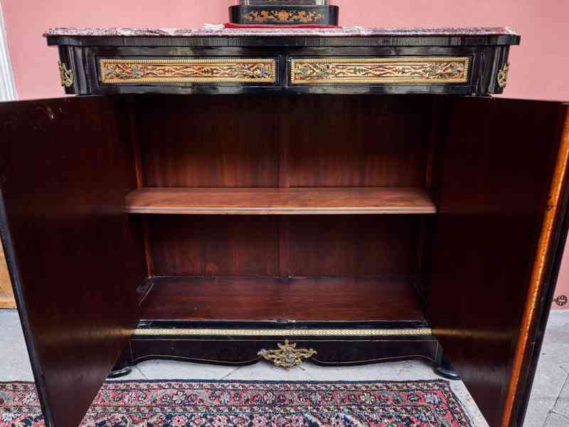 Komoda Boulle s mramorovou deskou - foto 3