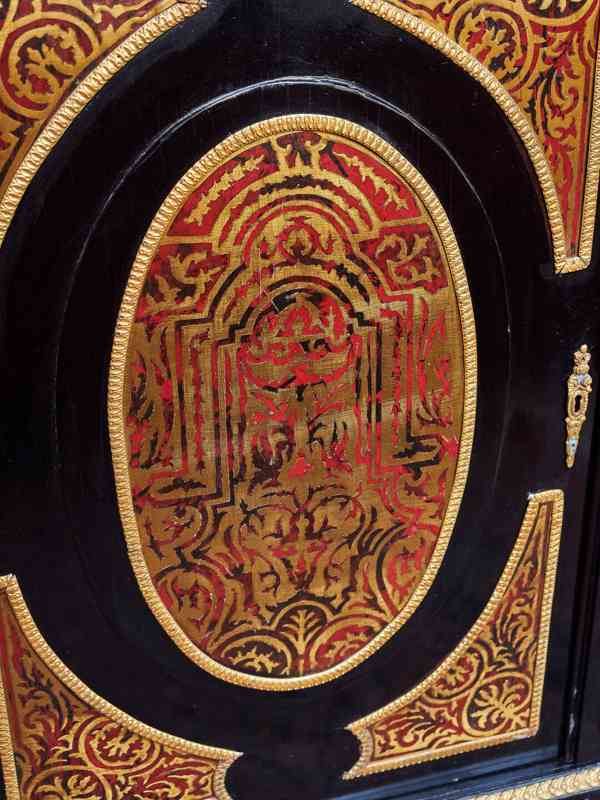 Komoda Boulle s mramorovou deskou - foto 9