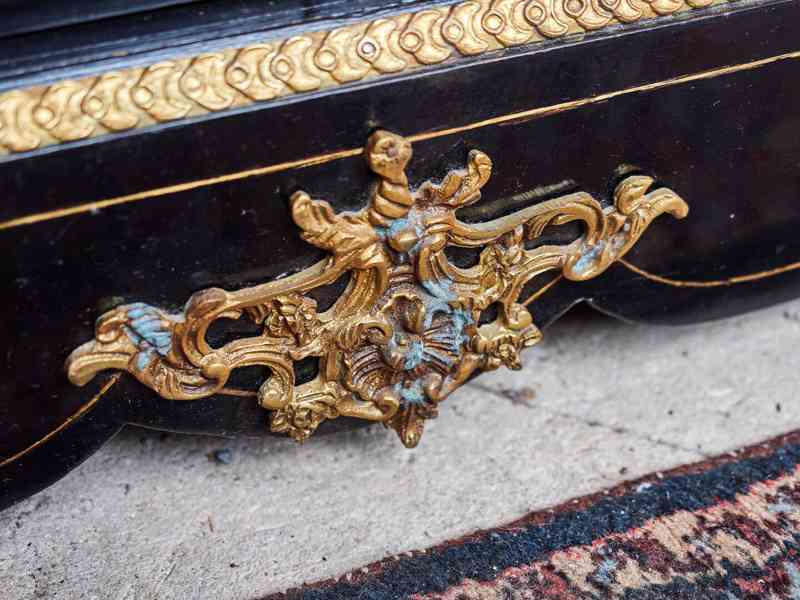 Komoda Boulle s mramorovou deskou - foto 11