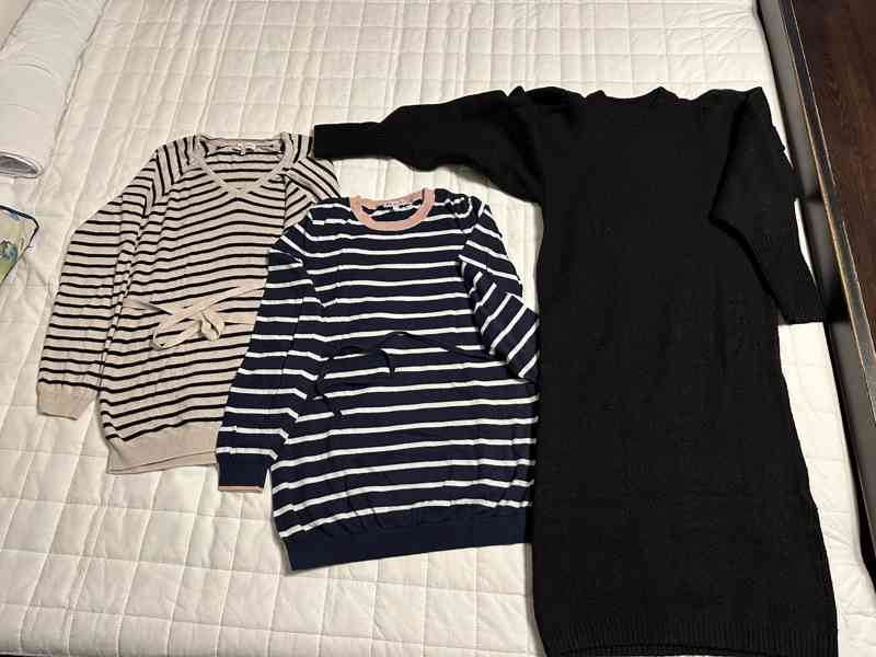 set svetrů a šat pro těhotné - foto 1