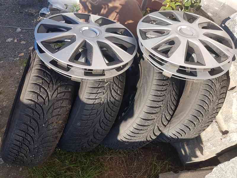 Zimní pneumatiky Nokian 185 60 /R15 - bazar - Hyperinzerce.cz