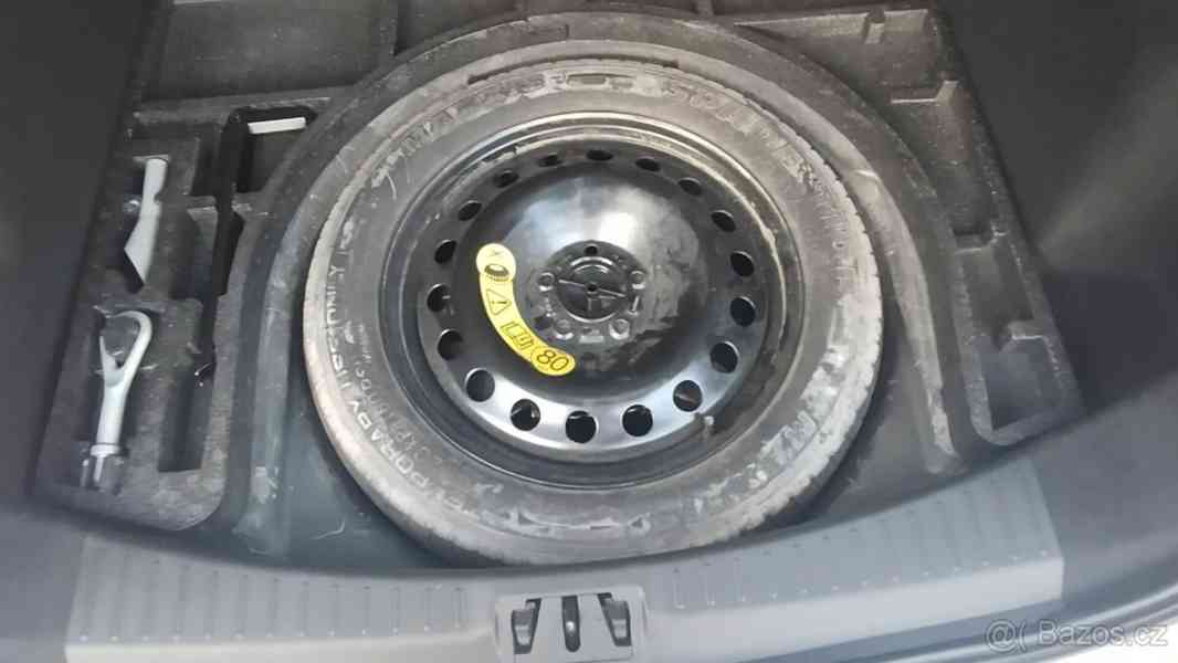 Ford Kuga 2,0   Vignale - foto 5