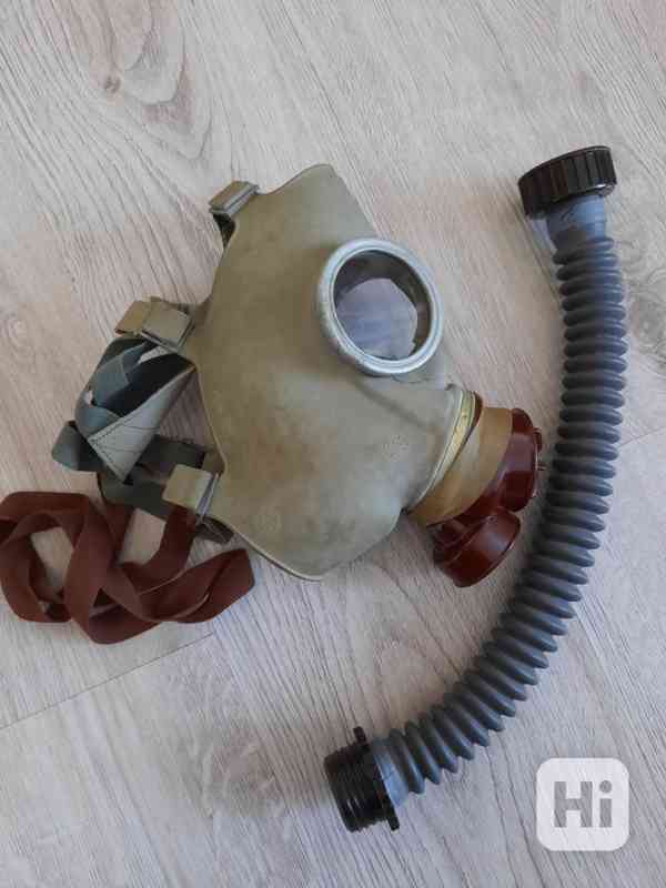 plynová maska - foto 1