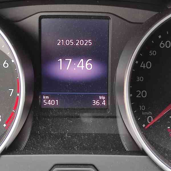 Volkswagen Tiguan 1,5 TSI - foto 11