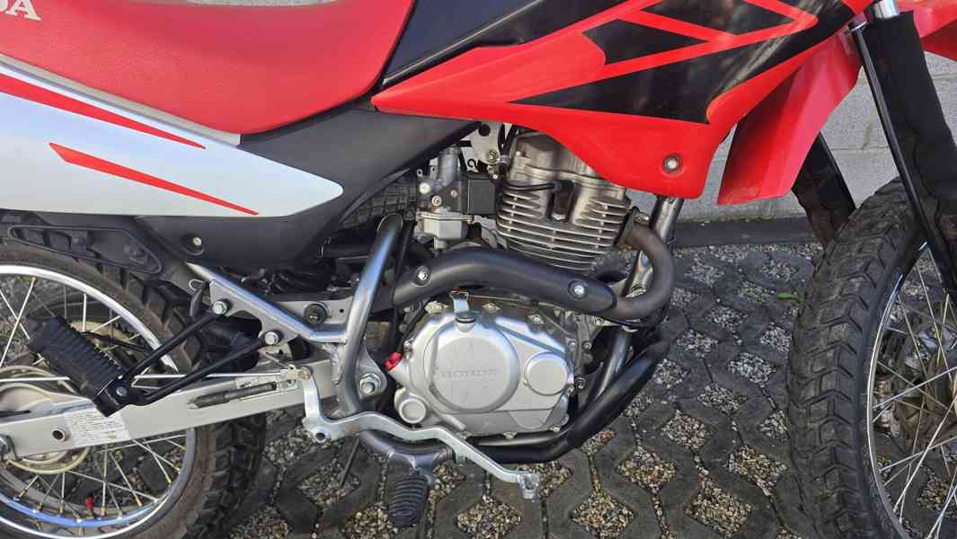 HONDA XR 125 L - foto 9