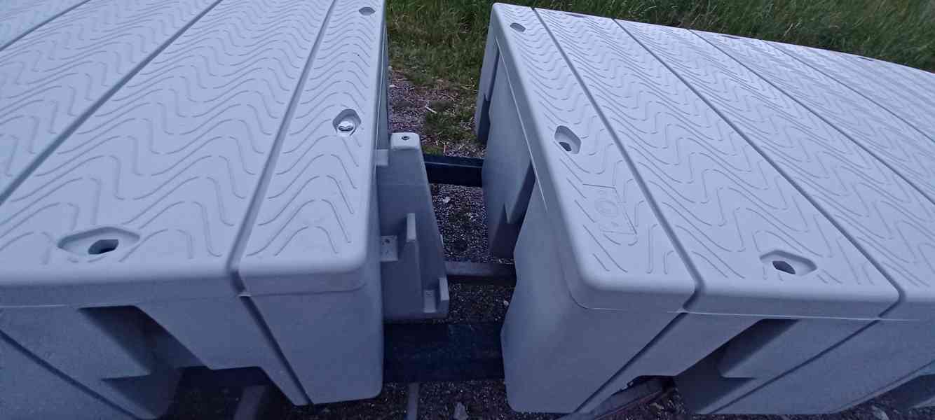 Přístavní plovoucí molo pro lodě a čluny - foto 4