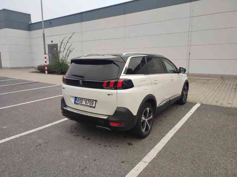 Peugeot 5008 2,0   Peugeot 5008 - foto 2