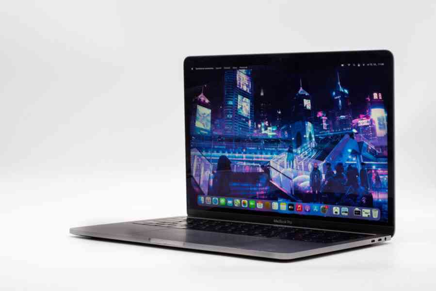 MacBook Pro 13" 2018 CTO Space Gray s Touch Barem - foto 3