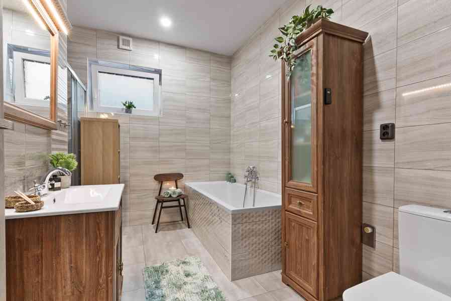 Prodej rodinného domu 4+kk s pozemkem 2028 m², Hrdlořezy - foto 15