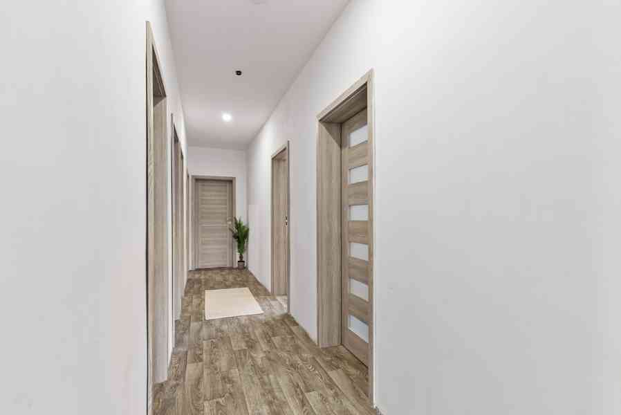 Prodej rodinného domu 4+kk s pozemkem 2028 m², Hrdlořezy - foto 14