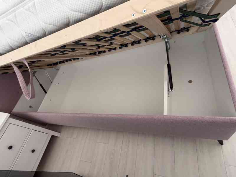 Manželská postel 180x200  - foto 3