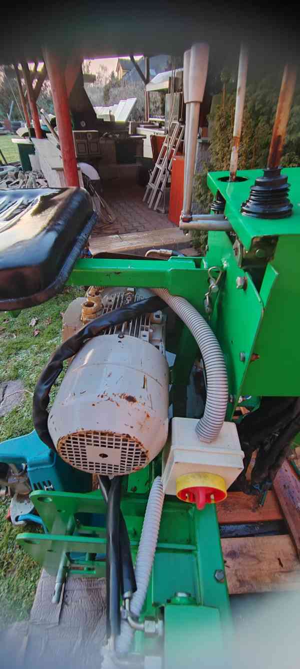 Podkop za malotraktor - foto 12