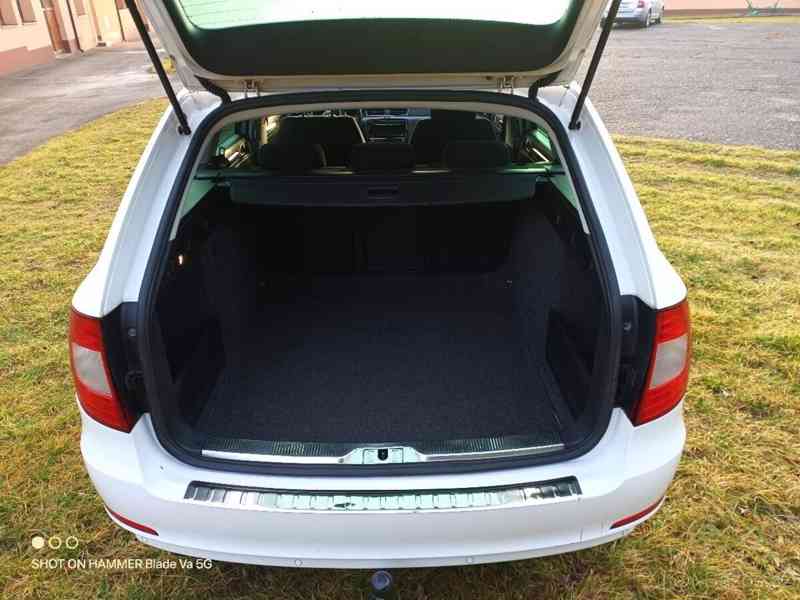 Škoda Superb 1,4   II Tsi 92kW r.v. 2011 - foto 4