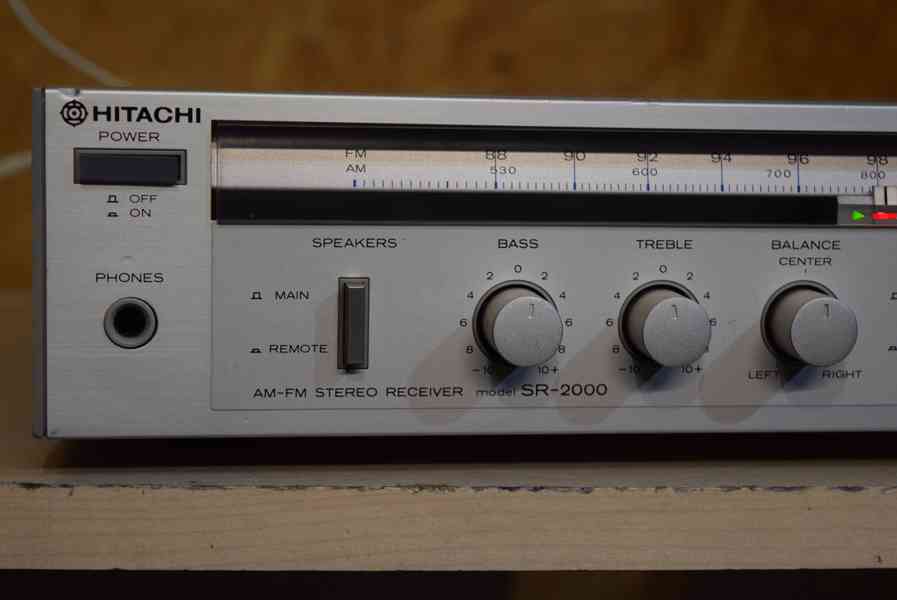 HITACHI SR-2000 VINTAGE STEREO RECEIVER ! - bazar - Hyperinzerce.cz