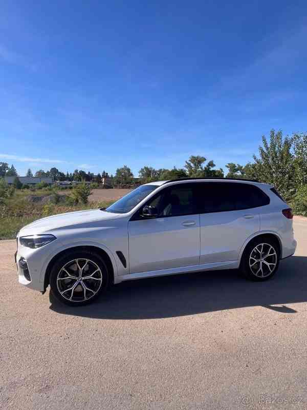 BMW X5 3,0   G05 - foto 2