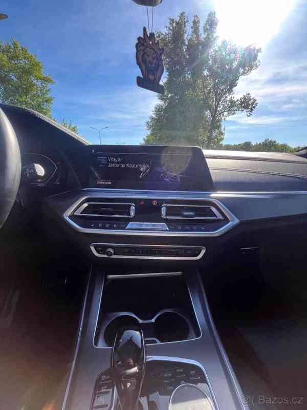 BMW X5 3,0   G05 - foto 12