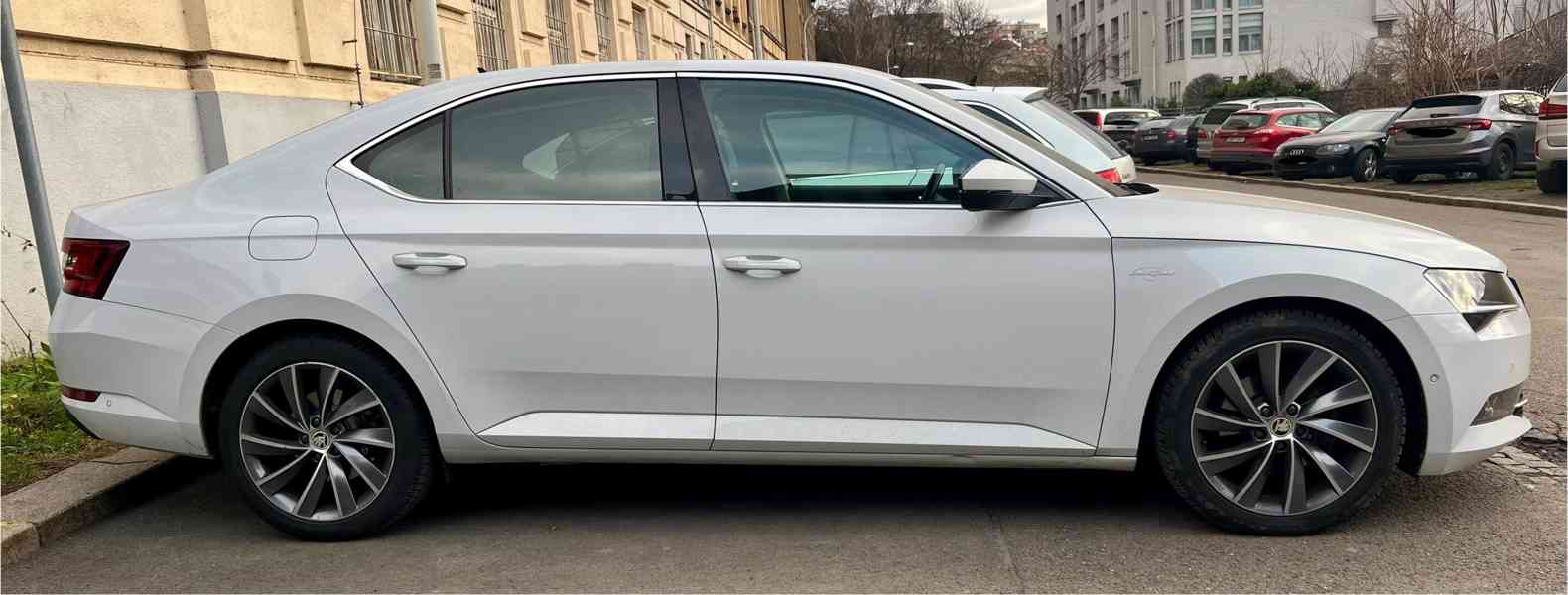 Škoda Superb Laurin Klement sedan, 2,0 TDI DPH - foto 3